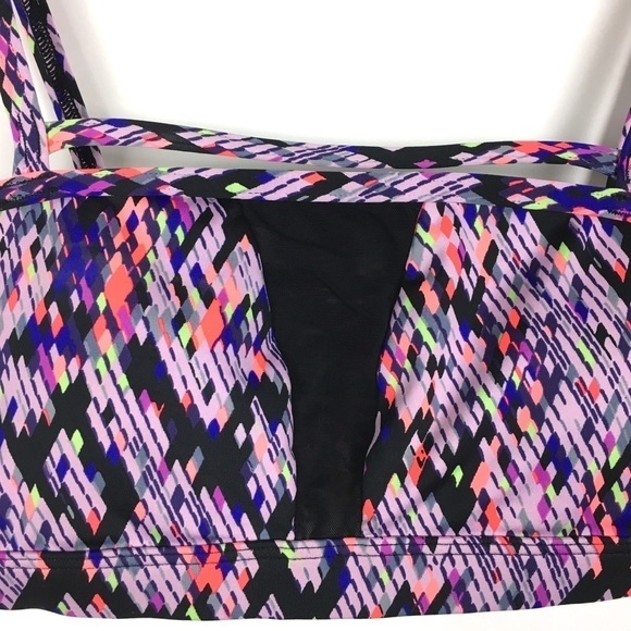 VICTORIA’S SECRET VSX Sports Bra Workout Top Mesh Strappy Geo Print Size Small - Picture 2 of 10